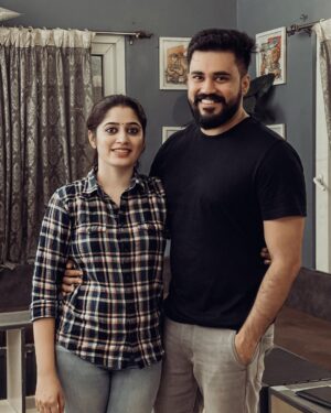 Shambhavy gurumoorthy Instagram - Thinking of you keeps me awake. Dreaming of you keeps me asleep. Being with you keeps me alive. ❤️❤️

PC- @selva___pradeep 

#sam&prasi #love #trendingpic #photooftheday #instagood #trending #realcouple #husbandandwife #happytimes #couplegoals #dinnerdate #happylife #positivity #positivevibes #wife #husband #life #happydays