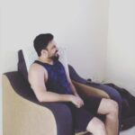 Shambhavy gurumoorthy Instagram - Don’t try to irritate your wife 🙄🙄 #Sam&Prasi #realcouple #tamilcouples #trendingreels #instagood #instafam #love #instalove #suntv #geminitv #happyday #husbandandwife #mr #mrs #happyday