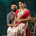 Shambhavy gurumoorthy Instagram - நமக்கான நொடிகளில் … நம்முடன் நாமாக…. ❤️❤️ #samandprasi #photoshoot #couplephotoshoot #photography #trendingcouples👫 #trendingpost #trending #instapost #instafamous #instalike #love #lifepartner #realcouple #instagood