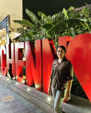 Shambhavy gurumoorthy Instagram - Weekend vibes💞

#samandprasi #trending #instagood #instadaily #happytime #weekendvibes #nightout #instalike #instalike #instadaily #chennai #trending #trendingpost