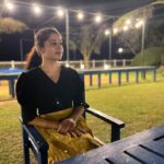Shambhavy gurumoorthy Instagram - Beauty is a light in the heart 💛🖤 Pc: @r_prashanna #samandprasi #instagood #instadaily #trending #instafashion #selflove #vacation #feed #soulhealing #happyday #trendingpost #yellove #simple #holiday #srilanka #srilanakatravel #citrus #beachlife #vacationactivity #youtuber #actress #anchor #tamilponnu #chennai #trendingpost Citrus Hotel, Waskaduwa