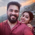 Shambhavy gurumoorthy Instagram - Vacay vibes 🇱🇰 #samandPrasi #hometown #hatton #trending #instagood #vacationmode #srilankanvacay #natureatitsbest #sunset #hillstation #positivevibes #makingmemories #tamilcouple #happiness Hatton, Sri Lanka