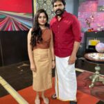 Shambhavy gurumoorthy Instagram - Today’s vanakkam tamizha with my all time favourite actor shyam sir @actor_shaam #trending #instagram #instalike #instadaily #vanakkamthamizha #suntv #geminitv #tamilshows #positivevibes #saturday #dailyphoto #instaphoto #morningvibes Chennai, India