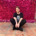 Shane Dawson Instagram - I just don’t know how to pose in front of a flower wall without making things weird. Thanks for the wall @jeffreestar! Not sure how you did this or where it came from but thank you for making my patio funeral goals 🌹❤️