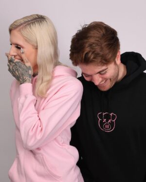 Shane Dawson Instagram - In honor of my merch restocking here’s some of my favorite outtakes from the photoshoot day :)) from me looking like a slime killer, to morgan looking like a damn supermodel, to Jeffree stealing Andrews camera to take pictures of his crotch. It truly was one of the most fun days I’ve ever had. :,) ❤️ (merch restock link in bio)