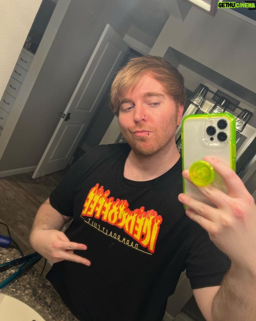 Shane Dawson Instagram - RawRR❤️‍🔥🖤⛓2008 was a fever dream (New Emo Pod Ep Coming Monday)