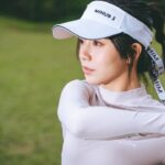 Shang-Fei Wang Instagram - 學習。 每次都有不同的驚喜跟成就 - 喜歡。 👚🧢 @minus1_official 📸 @chicken_more