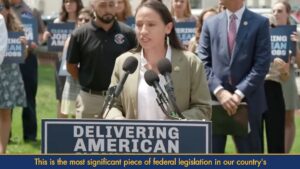 Sharice Davids Instagram - All Kansans deserve a good-paying job to support their families and contribute to our local economy.

Thanks to legislation I supported last year, I just helped announce record clean energy job growth in #KS03! 

I'll continue focusing on building upon these successes and making life easier for hard-working Kansans.