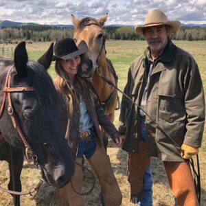 Shaun Johnston Instagram - What a gal. Everybody loves ‘er. Even my horse. And he’s pretty smart. Sj #officialheartlandoncbc #hlinprod