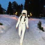 Shay Mitchell Instagram - The Canadian girl in me really thrived here ❄️ See you again Saint Moritz