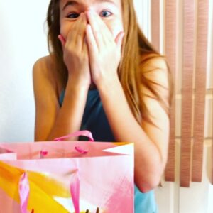 Shaylee Mansfield Instagram - What a morning waking up to all the decorations, a scavenger hunt to find my gifts, opening them up, and celebrating my 13th birthday. Bittersweet because that means I’m growing up and will no longer be a kid. If I could, I would wish to be a kid forever. ✨

#happy13thbirthday #13thbirthday #bestgiftsever #aries