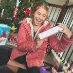 Shaylee Mansfield Instagram - Christmas and me are best friends - it’s pretty obvious in the pictures. 😄🥰🤩 May you all have the happiest and gentlest holidays this season. Hoping 2022 will be lighter and brighter for everyone. 🤟🎄 Atlanta, Georgia