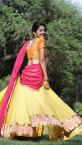Sheena Chohan Instagram - Radha💕💕 #Love “Your task is not to seek for love, but merely to seek and find all the barriers within yourself that you have built against it.” . . . . . . #actor #explore #versatile #sheenachohan #quirky #photoshoot #freefire #fun #free-spirit #smile #happiness #positivevibes #trending #reelitfeelit #photoshoot #BeTheChange #positiveenergy #artist #create #GoodVibes #EnjoyTheMoment #PositiveMindset #MindsetMatters #EmpowerYourself #staypresent #choosepositivity #love #loveabundance India