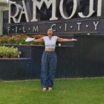 Sheena Chohan Instagram – Happiness in Hyderabad 😀! #khushi 
I’m so excited to be in Hyderabad @ramojifilmcity shooting my first Telugu film with an amazing team! Looking forward to give my best! Ramoji Film City Hydrabad