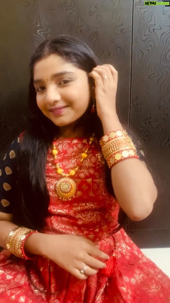 Sherin Thara Instagram - Wait till end ❤ Beautiful customised thread bangles & neck set @_blossom.collections_ 🌙 Really amazing design & collection with matching suits for all your traditional outfit 🌙 Kindly check out their page @_blossom.collections_ 🌙 #babysherin #babymayu #mayu #baakyalakshmi #vijaytelevision #trendingnow #trendingreels #reels #reelsinstagram #threadbangles #customised #instadaily #instagood #instapost #imstalike #explorepage #explore #promotion #collboration #influencer #babyinfluencer #digitalinfluencer #chennaiinfluencer #entrepreneur