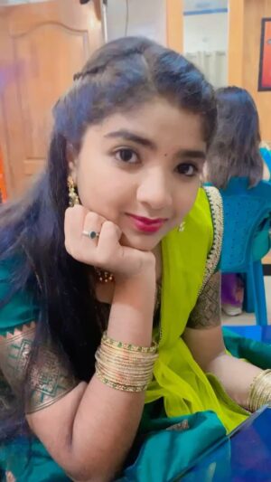 Sherin Thara Instagram - 👁👁irandal un 👁👁irandal ❤️
Shooting time (Jeni anni valikaapu function)

#babysherin #babymayu #mayu #baakyalakshmi #vijaytelevision #vijaytv #trendingreels #trending #explore #viral #instagram #insta #radhika #jeni #function #smile #instapost #traditional #celebrationmode #celebrity #reelsinstagram #reels #zara #likes #follow #support #happy #positivity #goodvibes #gratitude
