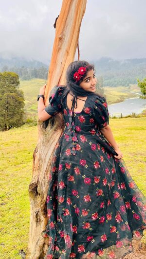 Sherin Thara Instagram - Karu karu karupaayee🖤🖤🖤
Lets start with trending one🖤

Outfit from @minime_by_arjocouture 

#karupayi  #karupayivibe❤️‍🔥 

#trendingnow #babysherin #babymayu #mayu #baakyalakshmi #vijaytelevision #vijaytv #trendingreels #trending #viral #explore #explorepage #leo #dance #dancer #dancechallenge #signaturestepchallenge #instadaily #actorvijay #prabhudeva #bigboss7tamil