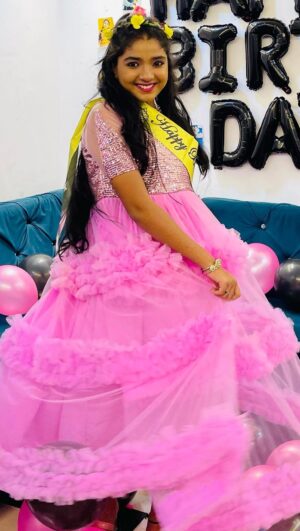 Sherin Thara Instagram - Final one 💖promise 
Sorry for Late trend 💖
Outfit @rehrakidscouture 
Event planner @namma_veetu_festival 

#babysherin #babymayu #mayu #baakyalakshmi #vijaytelevision #explorepage #explore #positive #trendingreels #trending #instapost #instagram #insta #herione