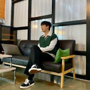 Shin Hyeon-seung Instagram - 지구망 멤버들과 함께한
박미선 선배님의 미선임파서블 너무 재밌었습니다!! 💚
모두들 유튜브로 달려!!!🏃‍♀️🏃🏃‍♂️💨
