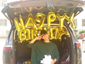 Shin Hyeon-seung Instagram - 25살 생일 축하해 주신 모든 분들께 너무 감사합니다❤️
과분할 정도의 축하 보답한다는 생각으로 더 열심히 하겠습니다☺️
행복한 생일 만들어주셔서 감사합니다.🥰🥰