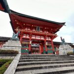 Shirley Setia Instagram – Rainy day but still… how beautiful is this Shrine 🥹🙏🏻❤️ 

#fushimiinari #shirleytravels #kyoto #japan #travel #shirleysetia Fushimi Inari Shrine