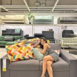Shirley Setia Instagram - The sofa wonderland at @ikea.india. Nothing less than magical! Mini Vlog out soon 😍 #Gharaajao #IKEAIndia #ShirleySetia #Collab
