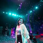 Shirley Setia Instagram - What a beautiful evening it was! Thank you @vgujaipur 🤍 📸: @riturajdharwadkar @among_jamir @architshah28 @surajrava @vinit_arora59 @jitu.gehlot.7 @ashwin___suvarna @mourjo #ShirleySetiaLive #ShirleySetia VGU