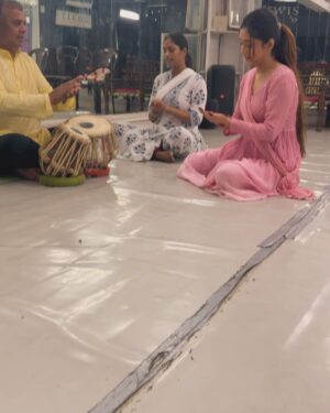 Shivangi Joshi Instagram - My happy place..💕
Today’s practice taught me that one has to keep learning forever...