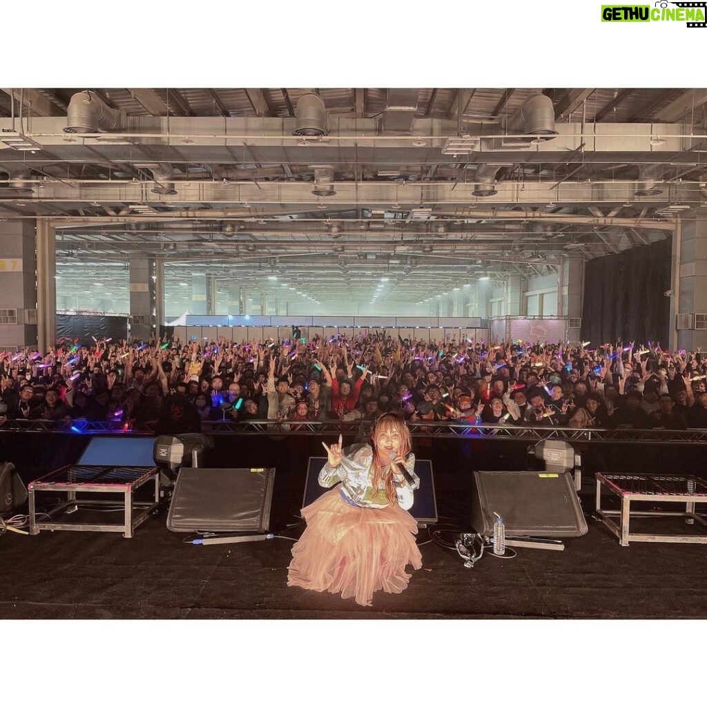 Shoko Nakagawa Instagram - まだまだ載せるよ台湾ライブ❣️ アニソンが歌えるって本当に幸せ！アンコールもこんなに貰えるなんて夢にも思わなかった！！たくさん夢が叶って本当に嬉しい！ 台湾も台湾のみんなも本当に大好き！絶対にまた来るね！ 最高のクリスマスだった🎄✨ #bangacg音樂祭 #acg #アニメ #アニソン #中川翔子 #しょこたん