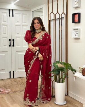 Shraddha Arya Instagram - SHUBH DIPAWALI 🪔 ❤️

Styling: @sacorina 
Saree: @rashmi_aaryaa 
@shreeaaryaofficial