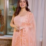 Shraddha Arya Instagram - 🪷