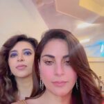 Shraddha Arya Instagram - 🫶 @sarya12 . . . . #nehaadhvikmahajan #shraddhaarya #aboutlastnight