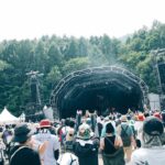 Shun Ishiwaka Instagram - Thank You #君島大空合奏形態　 Thank You #FUJIROCKFESTIVAL2023 🌞🌞🌞🌞🌞🌞🌞🌞🌞 @ohzora_kimishima @shuta_nishida @kazukiarai_ ①,②📸 @kanatarumi ③📸 @percussion_0621 #fujirock #fujirockfest2023 #フジロック #fujirockfestival Fuji Rock Festival