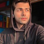 Siddharth Nigam Instagram - 6pm selfie with the beautiful sunset 🌅