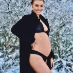 Sisse Marie Instagram - I’ve kept a “little” secret for 6 months, but I think it’s time to share the news (and it’s kinda hard to keep hiding it). ☺️ In May, we’re welcoming a little Viking girl into the world. Feeling amazing, full of energy, and sticking to my routines. Life is wild, and I’m so grateful. She’ll have the best girl dad in the world. It feels super vulnerable to share this. 🥹 #pregnant #babygirl #babymama #girldad #suprise