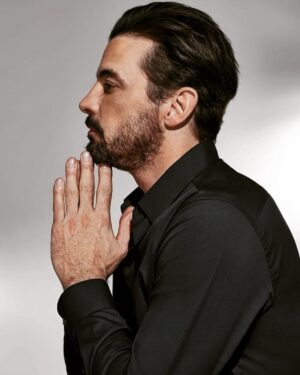 Skeet Ulrich Instagram - As we begin shooting Season 3 of Riverdale I want to share the gratitude all of us have for each and everyone of you ❤️ Your kindness and love will get us through the next 9 months of filming 🙏