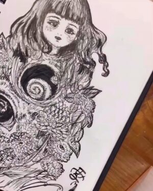 Snow Suen Instagram - 記得書展簽書會嘅時候，
有位朋友話鍾意睇我ig畫畫，
所以前來支持，
昨天回看伊藤潤二嘅經典《漩渦》，
心血來潮就來個繪畫練習，
有啲dark!!
#希望有自己繪本
#希望有個人畫展
#貪心的願望

#雪之亂畫