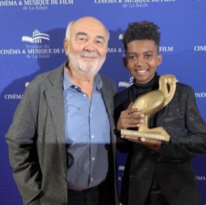 Soan Arhimann Instagram - Vainceur du prix du public pour le petit piaf🥳. @gerardjugnot.off