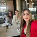 Sofía Vergara Instagram - Seguimos comiendo en Jeddah ❤️