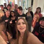 Sofía Vergara Instagram - So lucky to have worked with this people for 11 years❤️. I love and miss u all guys!!! #modernfamily