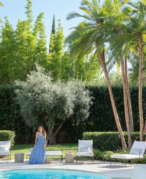 Sofía Vergara Instagram - Gracias @archdigest ❤️

Photography: @anitacalerophotography
Interior Styling: @amykchin
Design: @odginteriors
Landscape Design: @innergardens
Writing: @mayer.rus @beverlyhillsorganizer