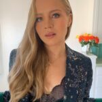 Sofia Vassilieva Instagram - Rise and Shine ☀️ On our way to @ktla_entertainment this morning. ✨ Thank you to everyone for getting together so early and making this morning so lovely. 💛🧡💚