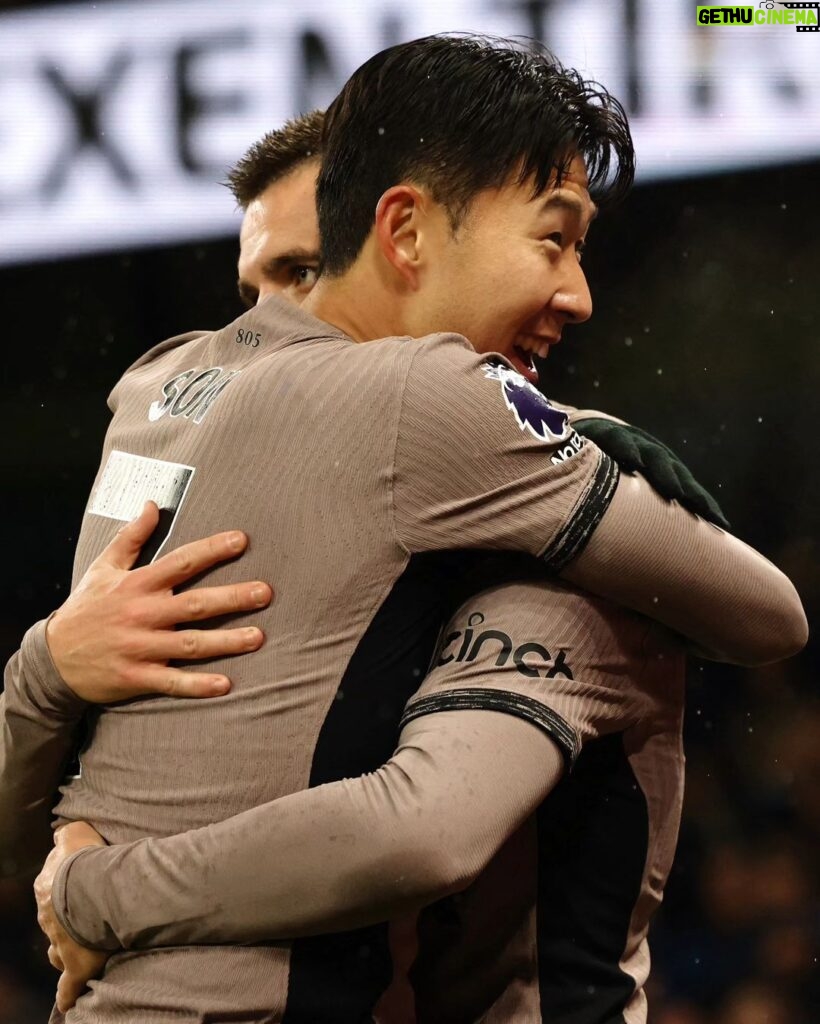 Son Heung-min Instagram - We are a team of fighters and we showed our character today, all fighting until the final whistle together. An important point at a tough place to play. COYS! 🤍 Etihad Stadium