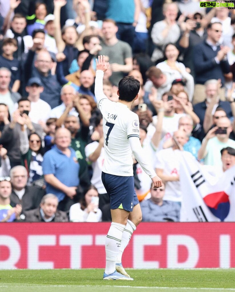 Son Heung-min Instagram - 100 Premier League goals… man I am so proud to be the first Asian player to score this number. Proud because it means if it’s possible for me, is possible for anyone growing up back home too. I’m so thankful for every coach, every teammate, every freind and my family who have helped me along this journey so far. This is team reward, because all of you. Love, Sonny 🤍