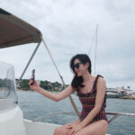 Son Ye-jin Instagram - 🐳