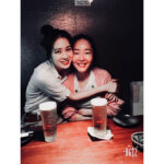 Son Ye-jin Instagram - 내사랑~지원언니💕 현장방문에 스텝들 양말까지..고마워고마워😍 사랑해😘