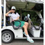 Son Ye-jin Instagram - 너무너무 더워서 어쩌죠…🤦‍♀️ 저는 "임진한클라스" 골프 유튜브체널에 또 출연하게 되었어요..😝⛳️ 그동안 많이 향상된 모습을 보여드려야되는데 그러지 못할것.. 같은..느낌..이 💦 그래서 땀흘리며 급연습중인데 마음대로 안되는..느낌..이🙀 그나저나 길게 찍어달라고 신랑한테 부탁했더니 길~~~게만 찍어준것 같은..🥴 아무쪼록 찜통같은 더위속에서 건강 잘챙기시고 무엇이든 파이팅입니다👍