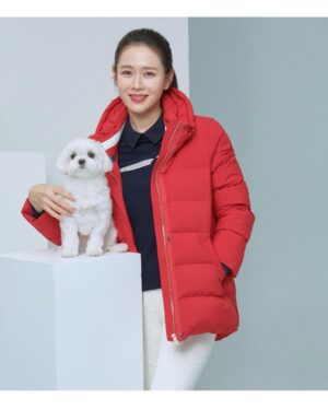 Son Ye-jin Thumbnail - 1.3 Million Likes - Most Liked Instagram Photos