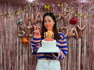 Son Ye-jin Thumbnail - 1.6 Million Likes - Most Liked Instagram Photos