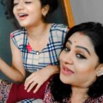 Sona Jelina Instagram - Randuperkkum hindi athra vashamillennu parayatheyilla alle...🫢😇🤣...anyways we r enjoying....alle chakkarakutty ❤️❤️❤️❤️💃💃💃